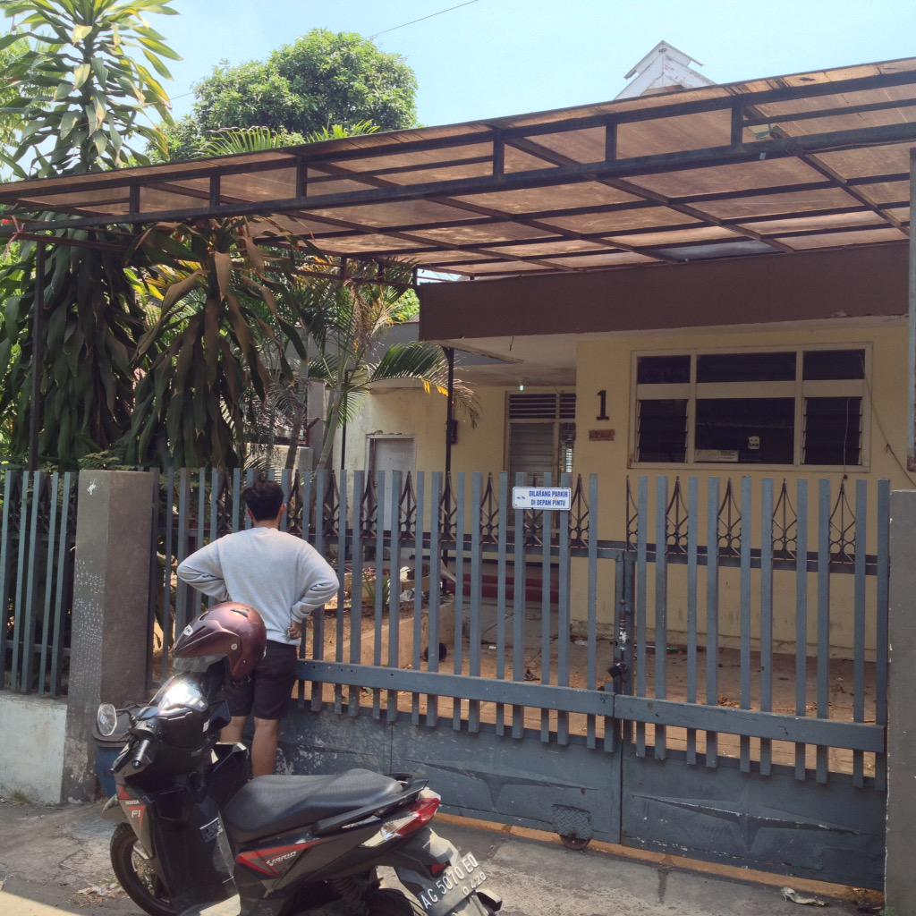 dikontrakan Rumah dekat Giant dinoyo 8 kamar minat?hub. 081333500516 <a href="/infomalang/">Info Malang</a> <a href="/infokostmalang/">Info Kost Malang</a>
