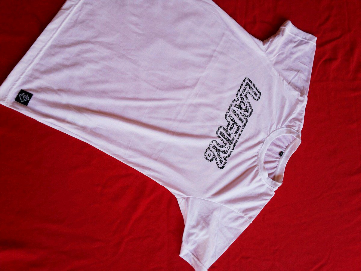 CODE : TS.LFTY
SIZE : S M L XL
PRICE : 150.000
CP :087861899407