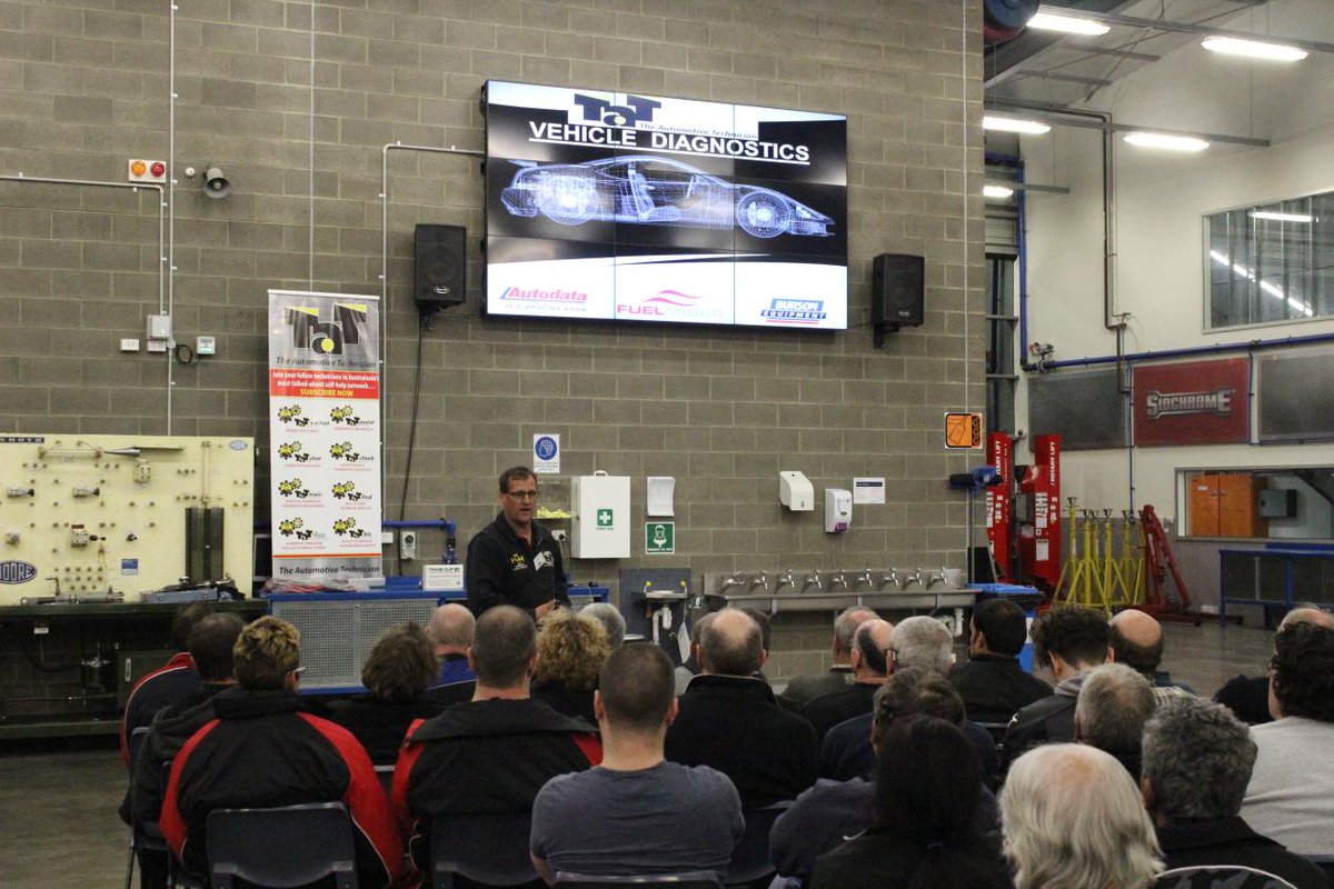 AutoPartners's tweet image. Jeff Smit is the automotive guru you can't afford to miss! Get in quick to book for the few remaining nights in 2015!