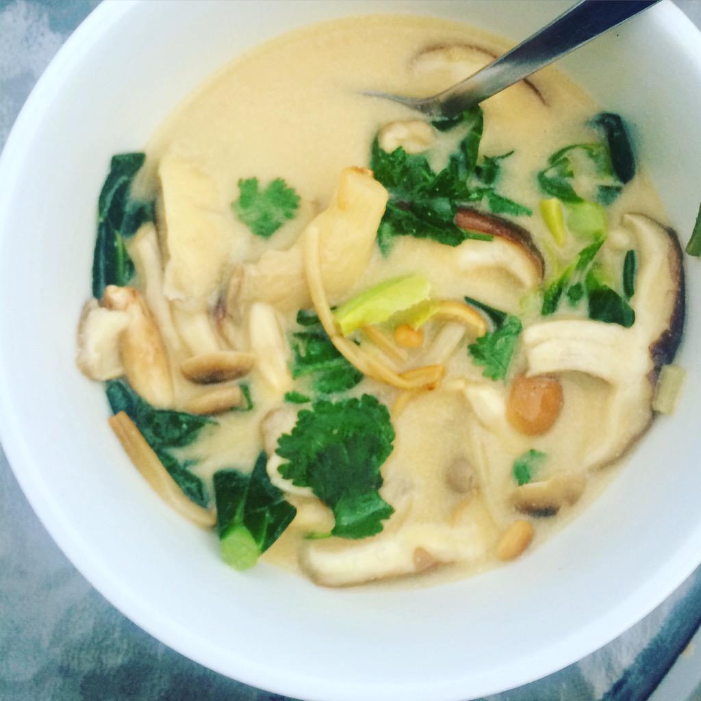 EatGood_Food's tweet photo. On the menu tomorrow. Restorative coconut broth w lemongrass &amp; lime. If you'd like to give it a try- get in touch! http://t.co/2ZMuZ781Ax