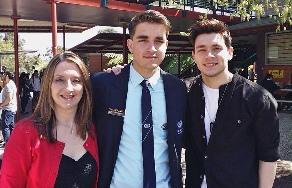 _ThisIsFabian's tweet photo. Really Proud of My Little Bro!!! Growing up into a Young Man! http://t.co/3I4bLxMlaq