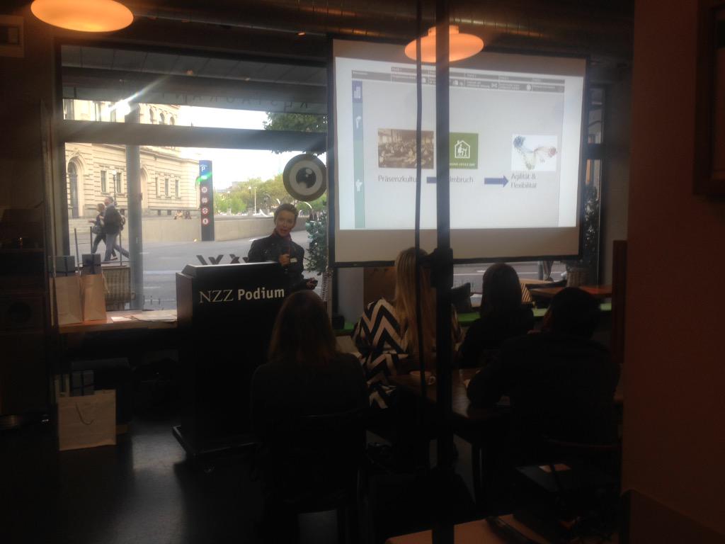 HRGipfel's tweet photo. Let's start! Das erste Referat von @barbarajosef @microsoft_ch! #hr #hrgipfel http://t.co/A0W66v9fip