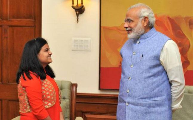 Showbiz_IT's tweet image. #indianidoljunior winner #AnanyaNanda meets PM @narendramodi indiatoday.intoday.in/story/indian-i… #ITShowbiz