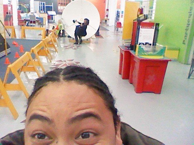 Edugreen_SA's tweet photo. Had some fun being kids again @ScienceCentreCT with @netiamccray b4 our meeting #greengeeks #Edtech #puzzles http://t.co/jTdbhWn9vg