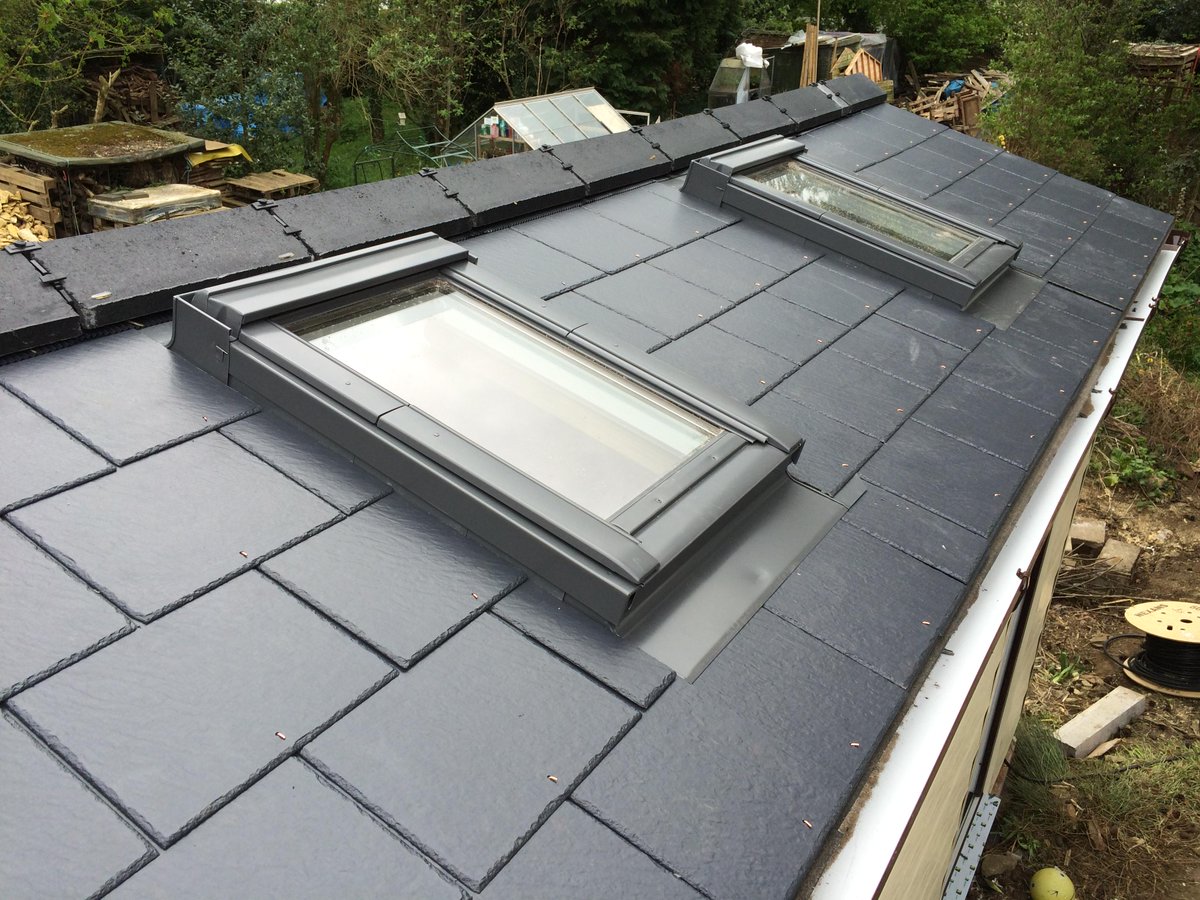RoofDesigner's tweet photo. @RoofDesigner apps will help roof contractors explain to customers where problems exist on the roof http://t.co/pU3Pddjebw