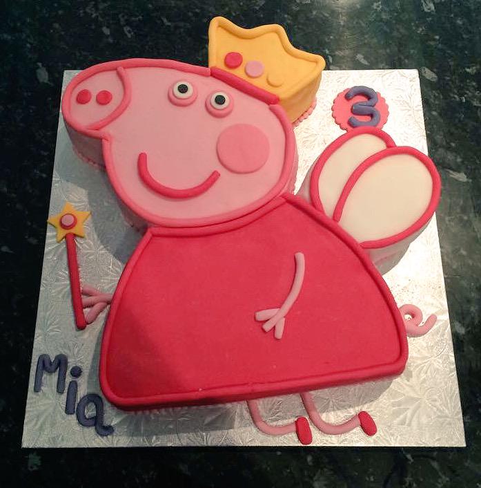 KilshawsCakes's tweet photo. It's been a busy few weeks. Thank you to all that have ordered cakes from me #kilshawscakes #cakes http://t.co/z7gCLWdsyl