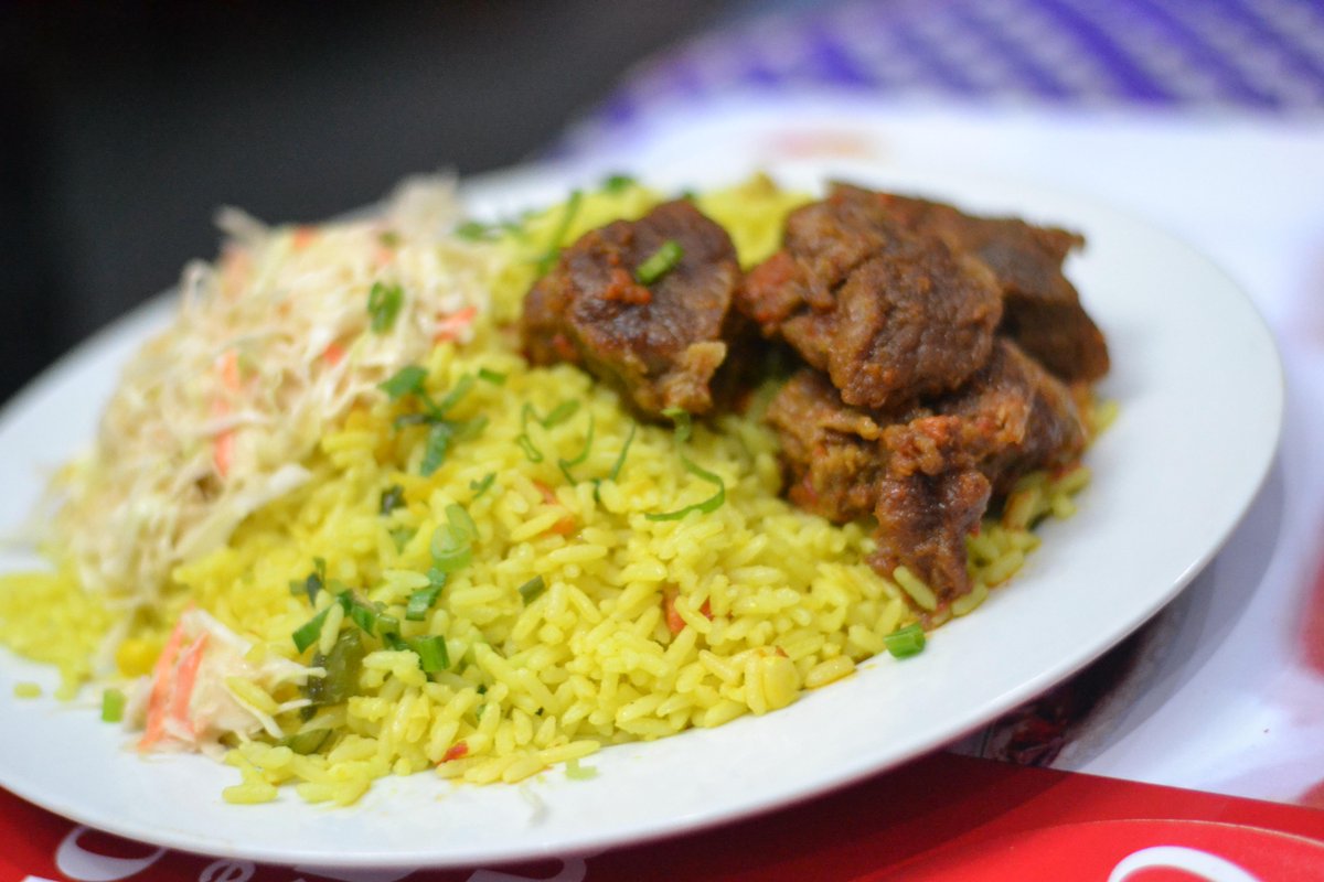 TukeMorgan's tweet photo. Three different reviews in 1 blogpost!! #FoodInAbuja #Jevenik #SheratonAbuja #TheSecretGarden
http://t.co/rJCn11kFqK http://t.co/VzrbimGzs6