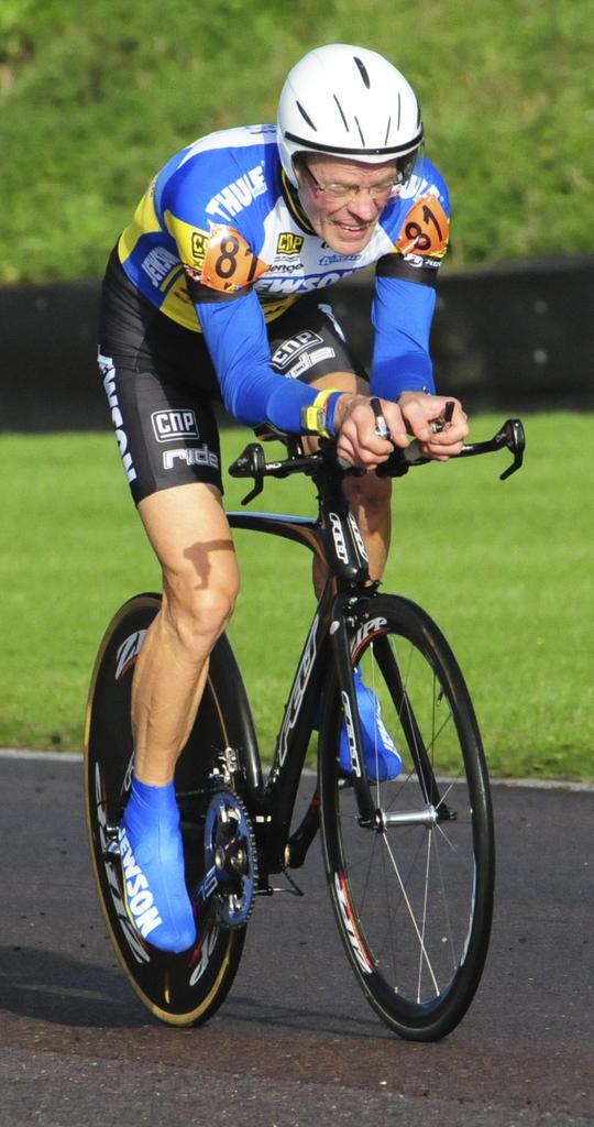 Veteran Barry Mitchell won his 21st British Cycling Championship Title at the Weekend #wow