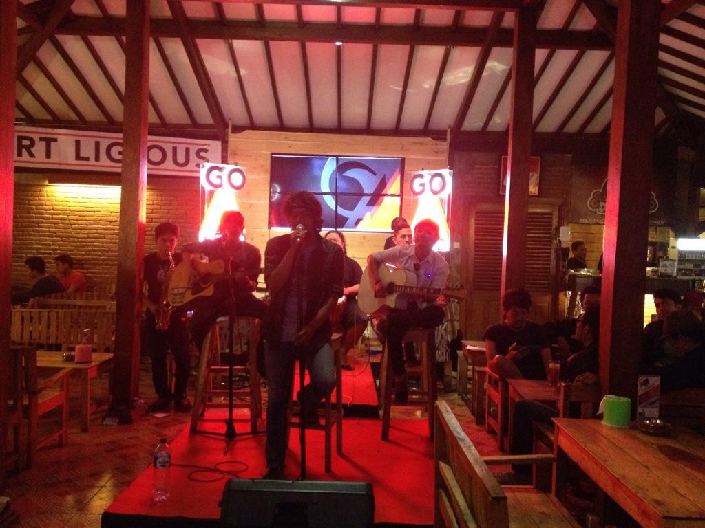 <a href="/JhonyFreedom/">Jhony Freedom</a> show time! #artligious