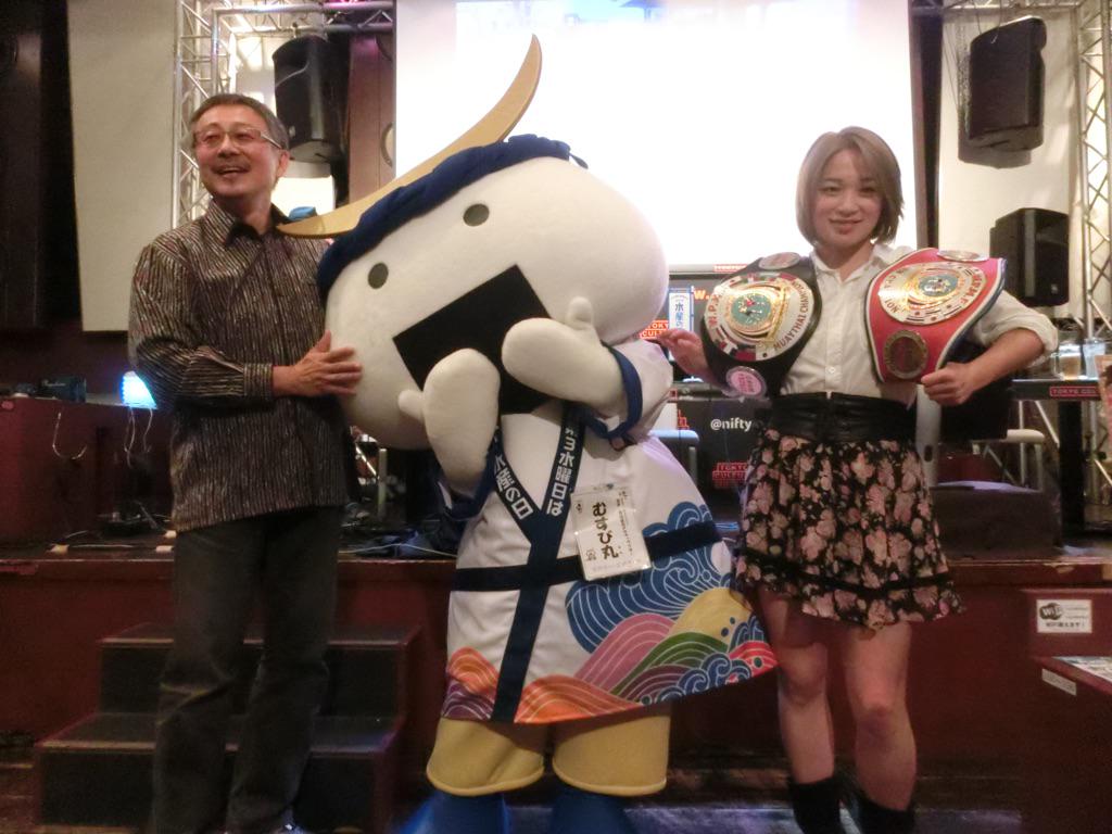 Gama Sugama Na Twitteru 毎月第3水曜日は みやぎ水産の日 というワケで カルカルのイベントに行ってきました 11種類の地酒の試飲と宮城のかまぼこ カツオの試食 ゲストに松尾貴史さん 女子キックボクシング世界フライ級王者の 横瀬いつかさん W Gama Sugama Na Twitteru 毎月第3水曜日は みやぎ水産の日 というワケで カルカルのイベントに行ってきました 11種類の地酒の試飲と宮城のかまぼこ カツオの試食 ゲストに松尾貴史さん 女子キックボクシング世界フライ級王者の 横瀬いつかさん W