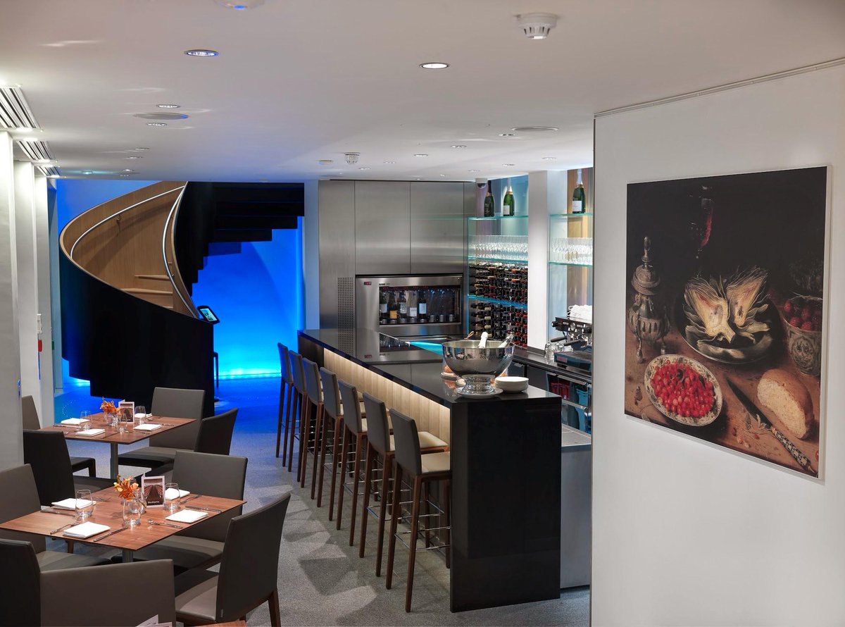 bonhams1793's tweet photo. Congrats to head chef Tom Kemble &amp; the @DineatBonhams team on being awarded a Michelin star! http://t.co/5PjQKXJY55 http://t.co/EJcmWhOVf1