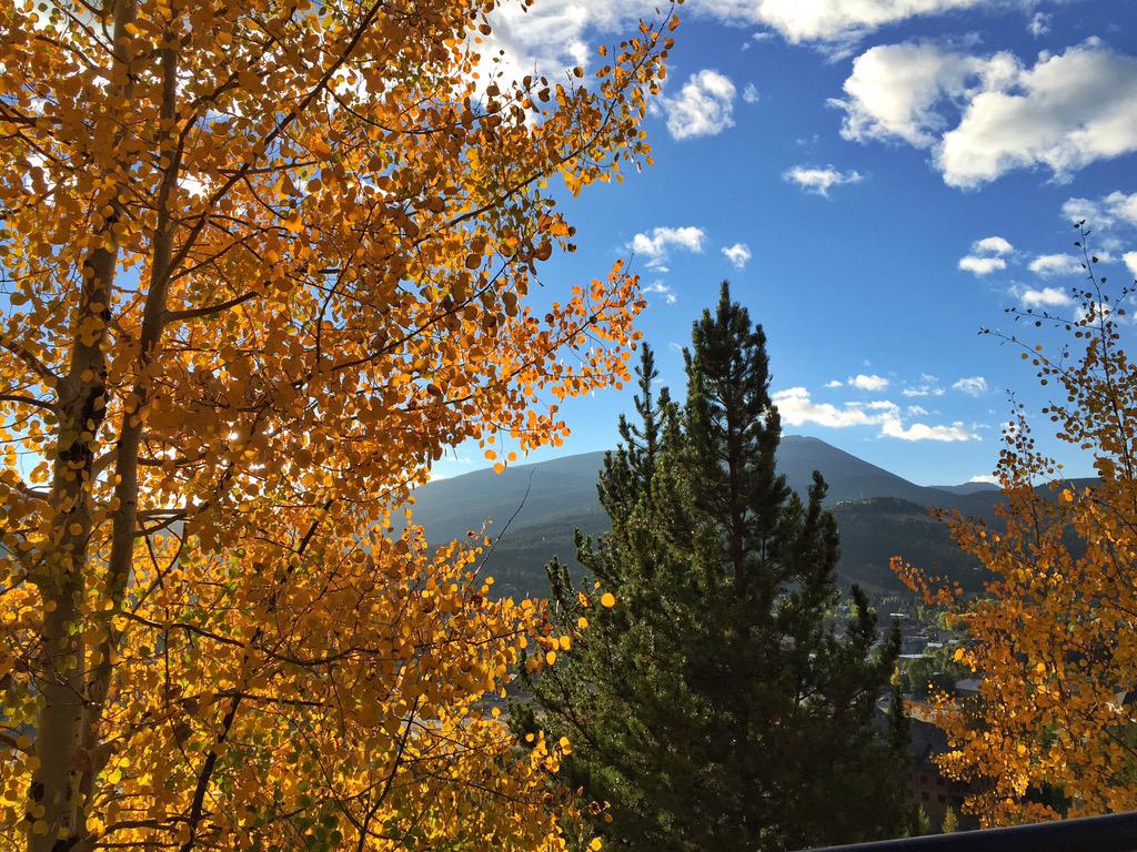 breckenridgemtn's tweet photo. Fall mornings in #Breck. http://t.co/v6yEfH9Sr0