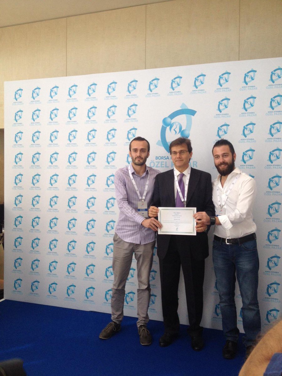 Özel Pazar tweet media