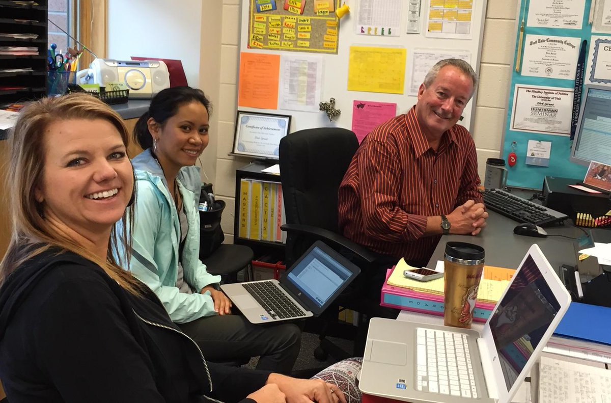 randysfox's tweet image. Collaborating with Google Docs @elkrunelem #EdTechGSD