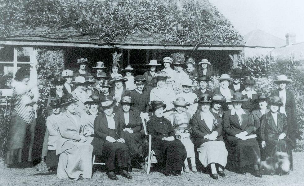 PeriodLivingMag (@periodlivingmag) on Twitter photo 100 years ago saw the first British meeting of the <a href="/WomensInstitute/">Women's Institute</a>. Happy Centenary WI ht.ly/SdNhn 100 years ago saw the first British meeting of the <a href="/WomensInstitute/">Women's Institute</a>. Happy Centenary WI ht.ly/SdNhn