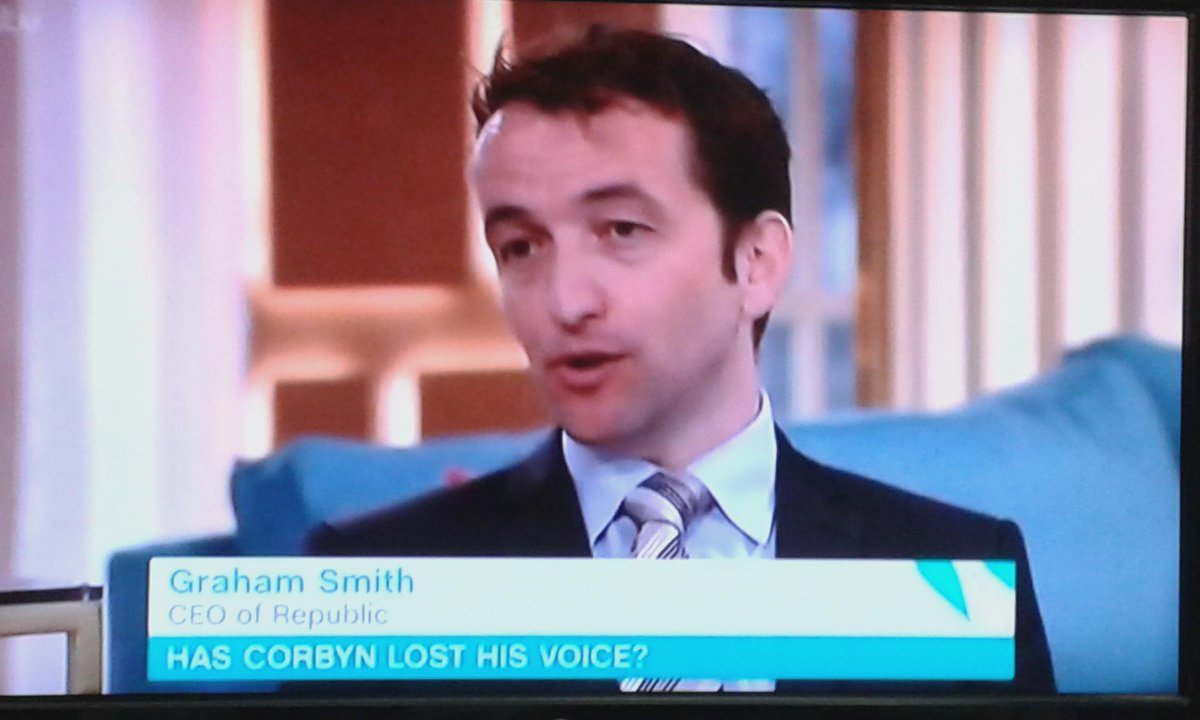 AndrewRosindell's tweet photo. Just on @itvthismorning talking #Corbyn and our National Anthem
If he wants to be PM he must respect our traditions http://t.co/MUrZQ1s6XS