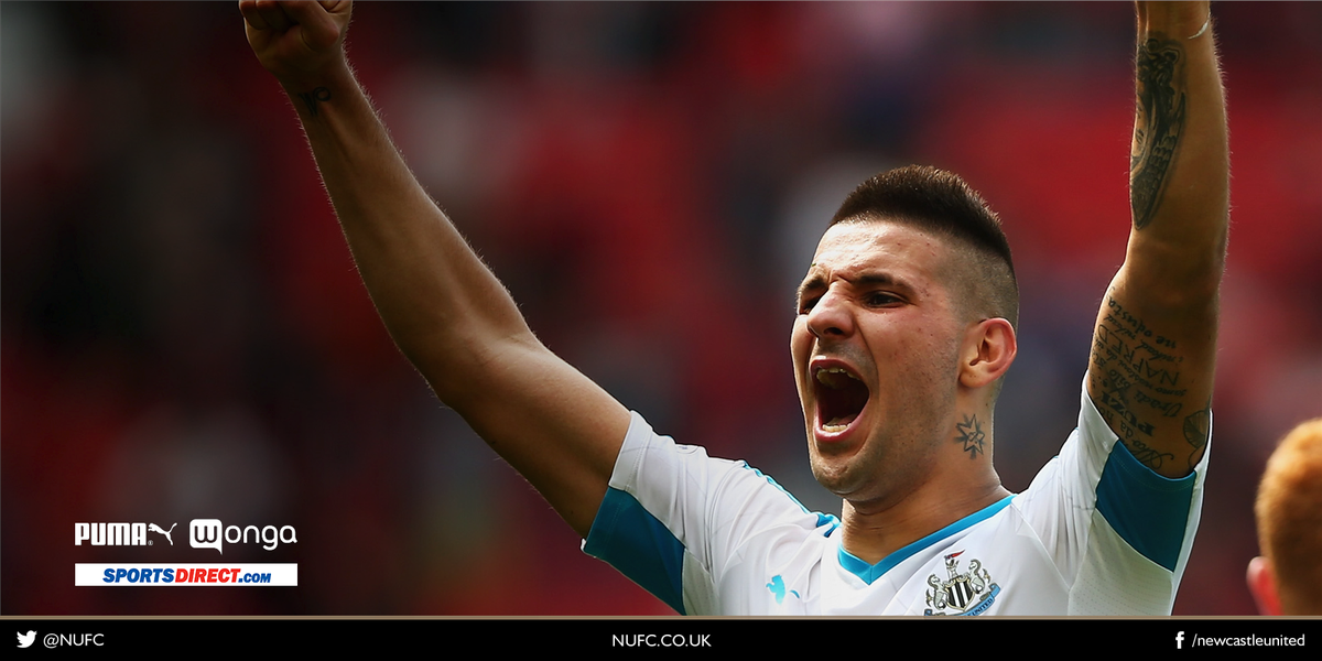 Happy 21st birthday to Aleksandar Mitrović! 🎂🎉 He's had lots of cards... #NUFC