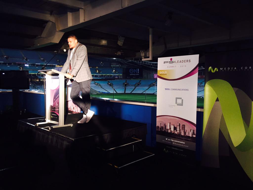 FSILeaders's tweet photo. Willie Mason speaks at the #FSILeadersSummit on leadership & keeping your eye on the ball @ANZStadium @mase21 http://t.co/I2P0EmLiPs