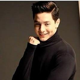 ILoveAlDub's tweet photo. MEANT TO BE LEVEL: 10000000000000000000000000000000000000000000%

@mainedcm @aldenrichards02 #ALDUB2ndMonthsary http://t.co/GQplH0jgHh