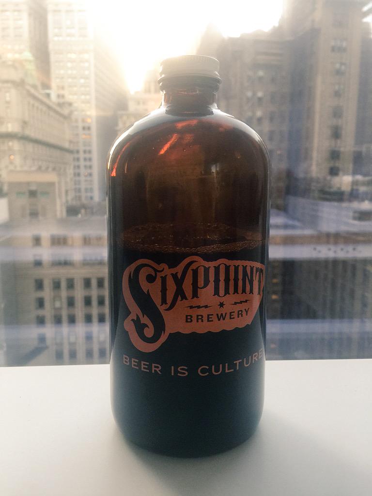 JackTeeling's tweet photo. Got to taste our #craftcollaboration with our friends @sixpoint tastes amazing very excited for the October rollout http://t.co/xGraqwHVh8