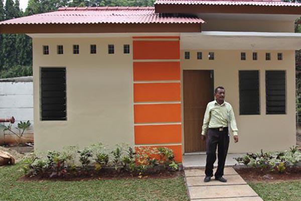 Bisniscom's tweet photo. PROYEK 1 JUTA RUMAH: Pembangunan Sudah Capai 493.552 Unit http://t.co/Nnle4jUZ1f http://t.co/BxfD7u50cT