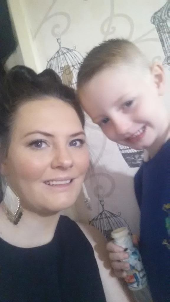 steph_barnes1's tweet photo. ❤ my little buddy xxx http://t.co/uPX9vy2xJ8