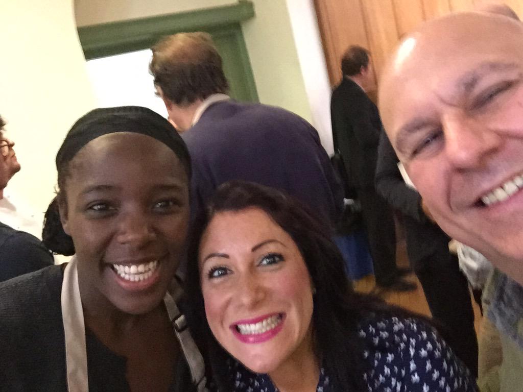 luistroyano's tweet image. Love meeting friends @WorldBreadAward @SuzyPelta @CogitoErgoBake #eatingbread