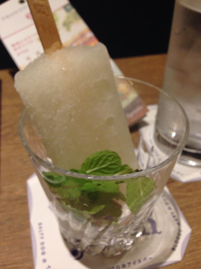 commandmodule's tweet image. モヒートのアイスバー
ありかもしれない