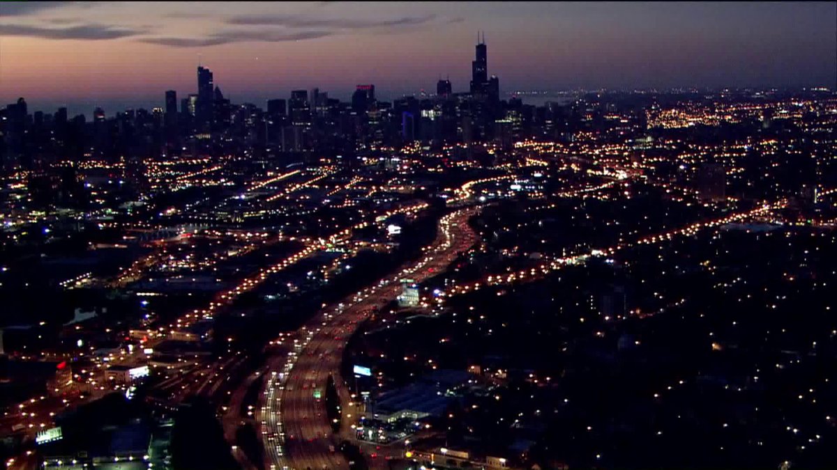 WGNNews's tweet photo. Happy Wednesday #Chicago http://t.co/fFdmZXehpW