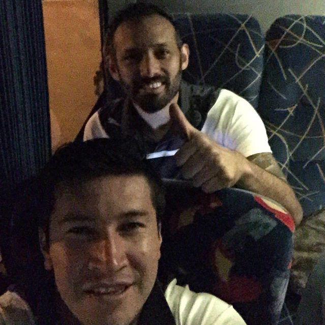 Feliz por la clasificación .grande peladito excelente partido!