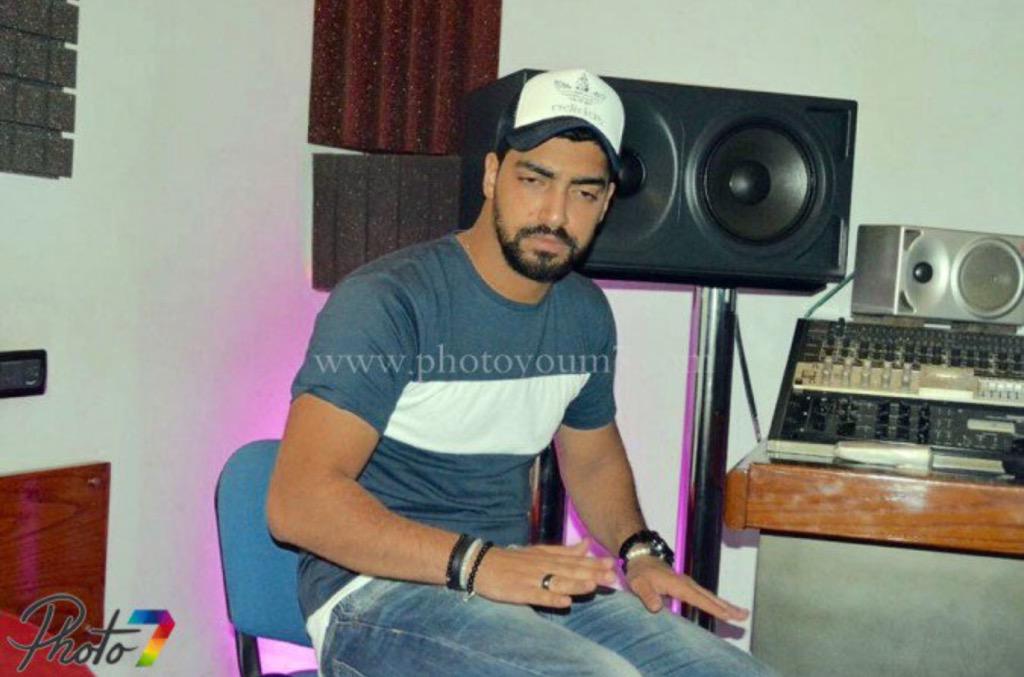 Hindwana's tweet photo. التركيييييز يا جماعة والاندمااااج 😍😍
ما شاء الله ✋🏻✋🏻✋🏻✋🏻✋🏻

#عنقود_العنب 🍇 http://t.co/2u5OsxQiHd
