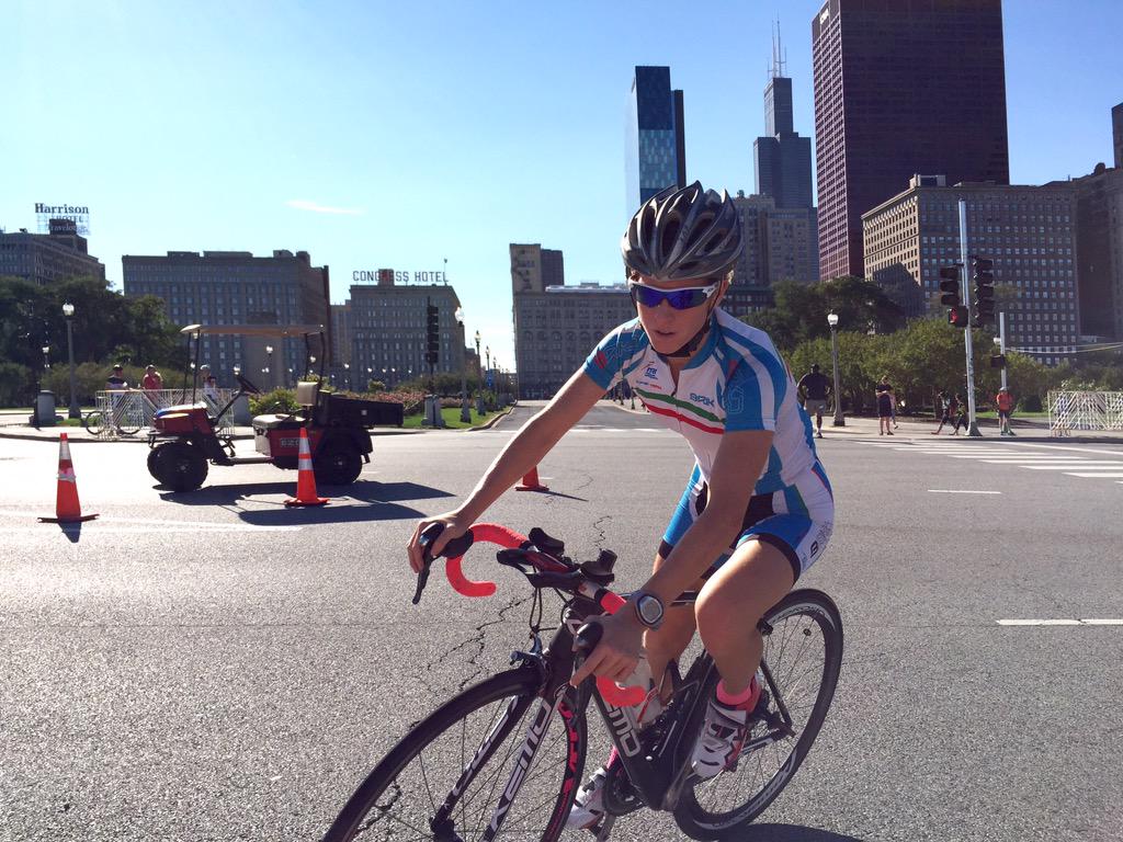 federtriathlon's tweet photo. WTSChicago tempo di ricognizione percorsi e briefing atleti http://t.co/mX1p9kHY03