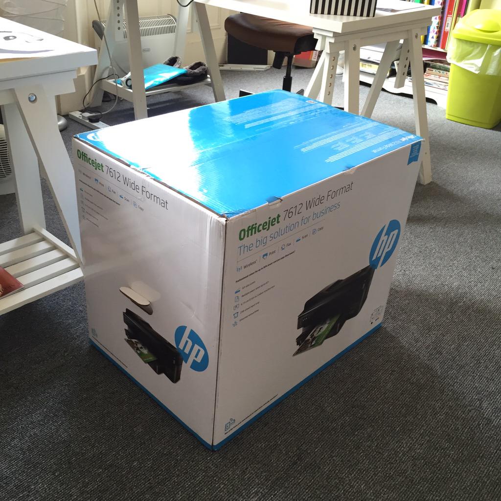 thedaleydoodle's tweet photo. Huge thanks to @Ed_Barnett and the team @CopierMate for delivering this beast to the studio today #PrinterPorn http://t.co/cndgJ8UFpz