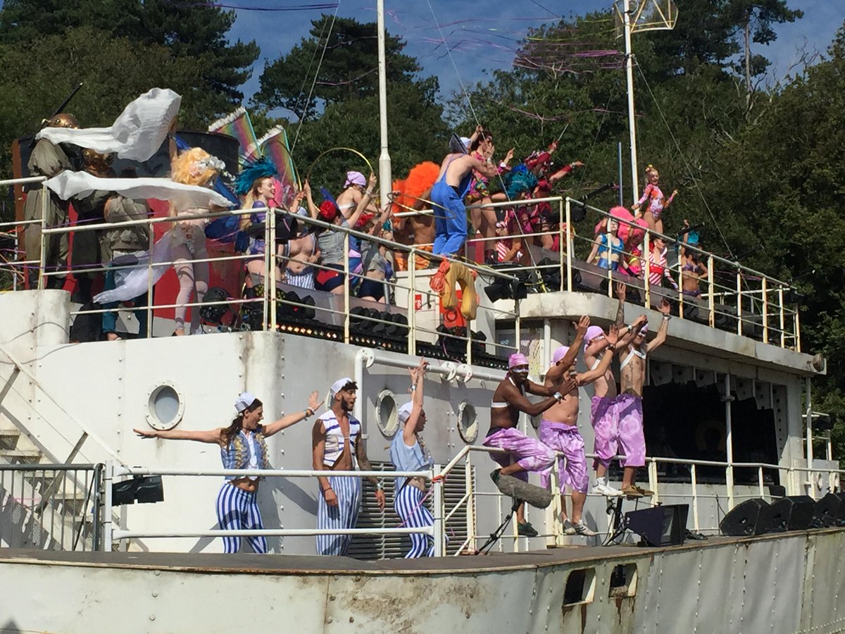 Area51crew's tweet photo. So we had a lovely time @Bestival flick through the pics and you get the idea of the #fun #portstage http://t.co/VI58kbCwky