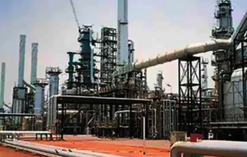 HeyNaijadotcom's tweet photo. ‘Buhari Kerosene’ To Sell For N50 Per Litre - http://t.co/FqNtBO634w http://t.co/oV9vWOEeb7