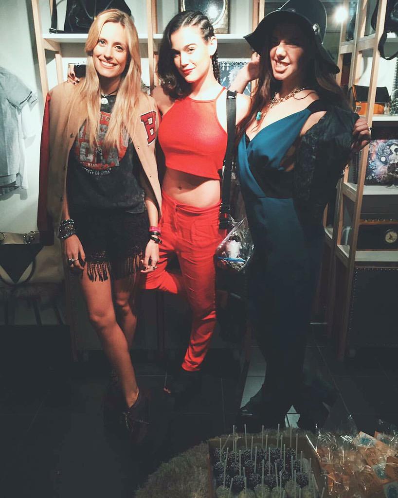 🙆🏻🙆🏻🙆🏻 <a href="/Mel_Lezcano/">Melina Brizuela</a> <a href="/moranlolita/">Lola morán</a> en <a href="/negromasnegro/">MASNEGRO</a> ♥️💥♥️💥♥️