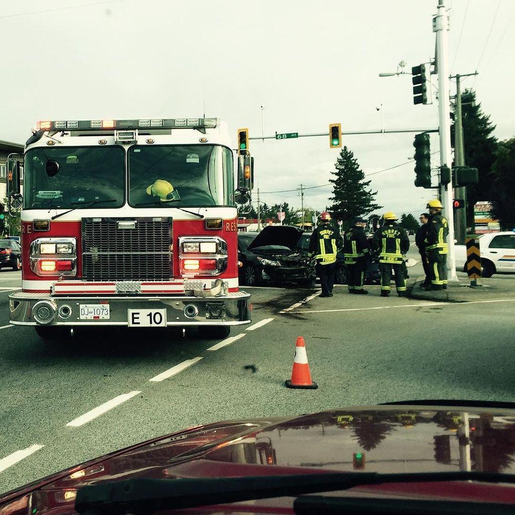AFireStation's tweet photo. Found this cool photo, not mine Smashy smashy at #kinggeorge and 68th this morning in #Surrey . #carcrash #latefor… http://t.co/LSwNjMncrn
