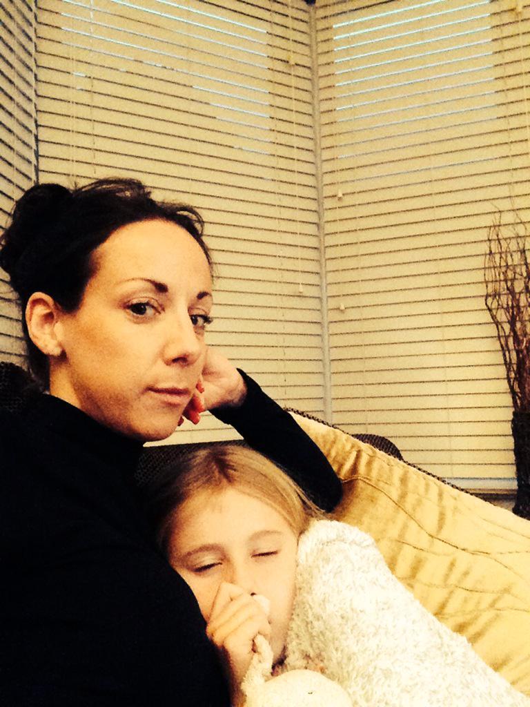 Milso's tweet photo. Winter nights on the sofa snuggling with my lil lady :)))) http://t.co/iYSaXLMW26