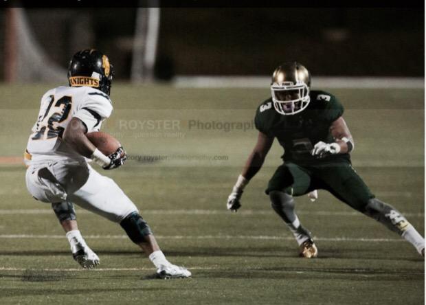 selfmadecoop_'s tweet photo. Money shot🏈😍married💍to this game💯💪🏾#⃣2⃣2⃣ http://t.co/rpABUEumQS