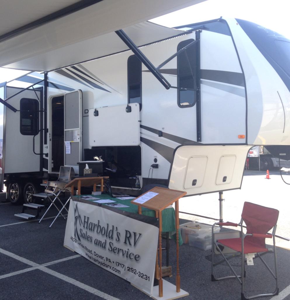 Harbolds_RV's tweet photo. At the Hershey RV Show. Booth 535 with a new Trident fifth wheel. @PARVing http://t.co/1GTXPp64LP