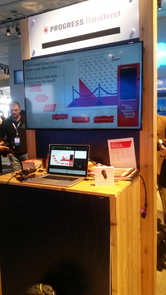 _DataDirect's tweet image. There's demos in the #DevZone!  See Salesforce #LightningConnect in action at our booth!