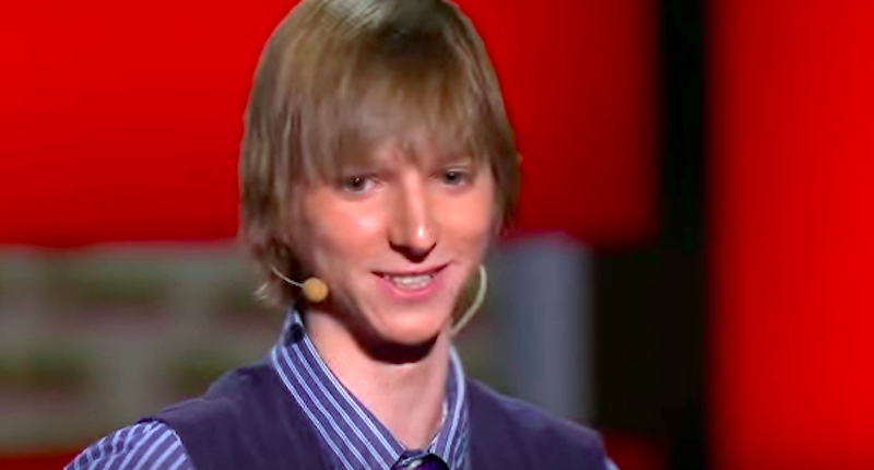 White kid builds nuclear reactor and Homeland Security offers help  ow.ly/SiK77 #IStandWithAhmed