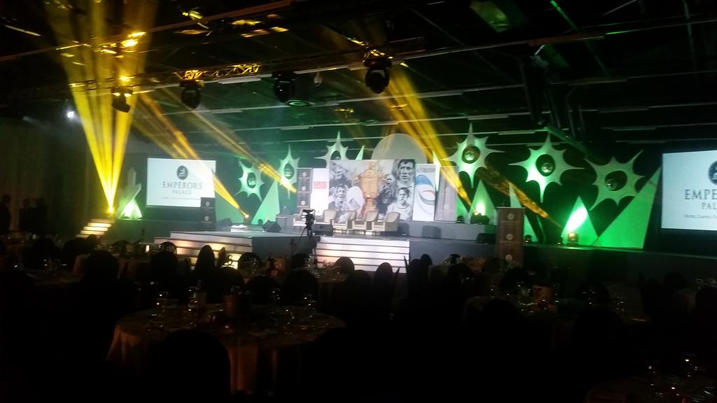 Mproductionssa's tweet photo. Rugby Gala Dinner @EmperorsPalace with ALL the rugby ledgends! http://t.co/6WvAPFq5T5