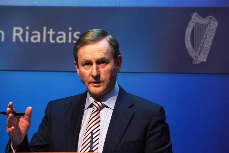 ASAireland's tweet photo. Padraig Brennan @Bordbia talking from @ASAireland #buildingagri conference #climatechange  http://t.co/TPrTxSyV3r http://t.co/9NquUocCbf