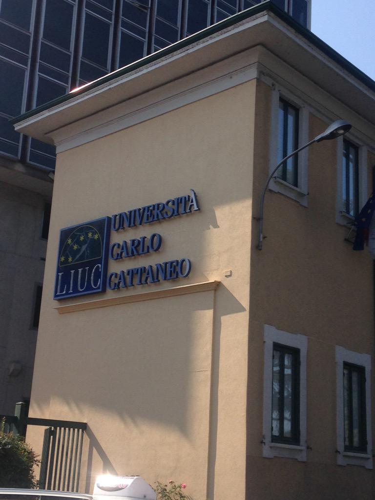 vitto5AFM's tweet photo. La mia nuova vita sta iniziando! 😍 http://t.co/kT3giymfDQ