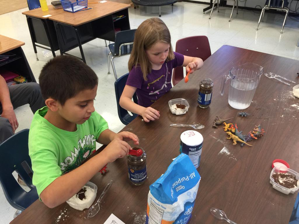 BeebeBBK_6AE's tweet photo. Fossil fun @BeebeBBK_6AE @Beebe_Schools @BeebeMiddle @BelindaShook http://t.co/MYP6dWxLcf