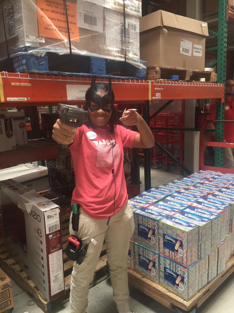 Target1107's tweet photo. Dunna nunna nunna nunna PRICING! Bet ya didn't know our team is made of #superheros #weloveourteam #allstars http://t.co/HpBA4dP6h9