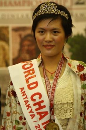 ChessGeeks's tweet image. Hou Yifan became the World Women's Chess Champion at the age 16. Which year?  #chessgeeks