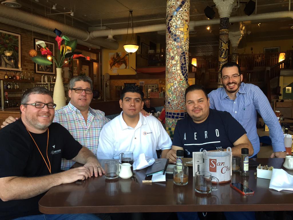 ICON_twitts's tweet photo. #SalesPad #PANELS15 #SPDoes Breakfast with Jacob P. SalesPad Product Manager and Jorge B. our account manager. http://t.co/ekh5CQuVYo