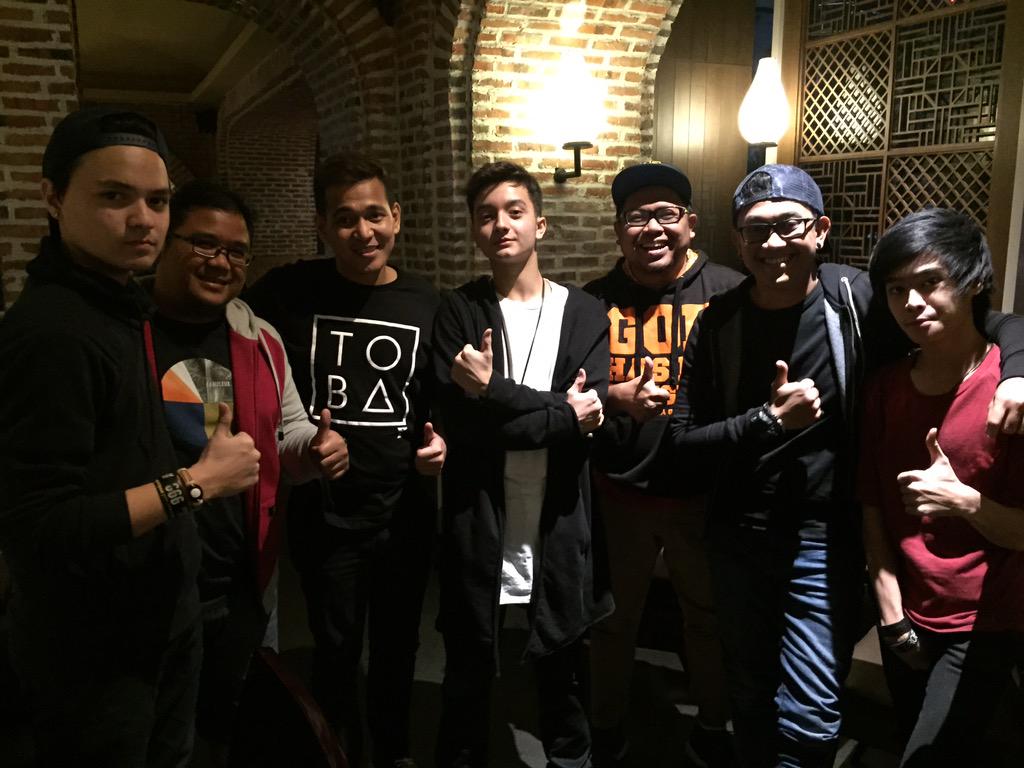 MBM silaturahmi bersama teman2 radio dan Mas Dudi Ories ..jangan lupa request trus lagu "yaCumakamu"di radio2 ya